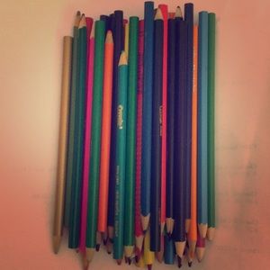 48 Colored Pencils